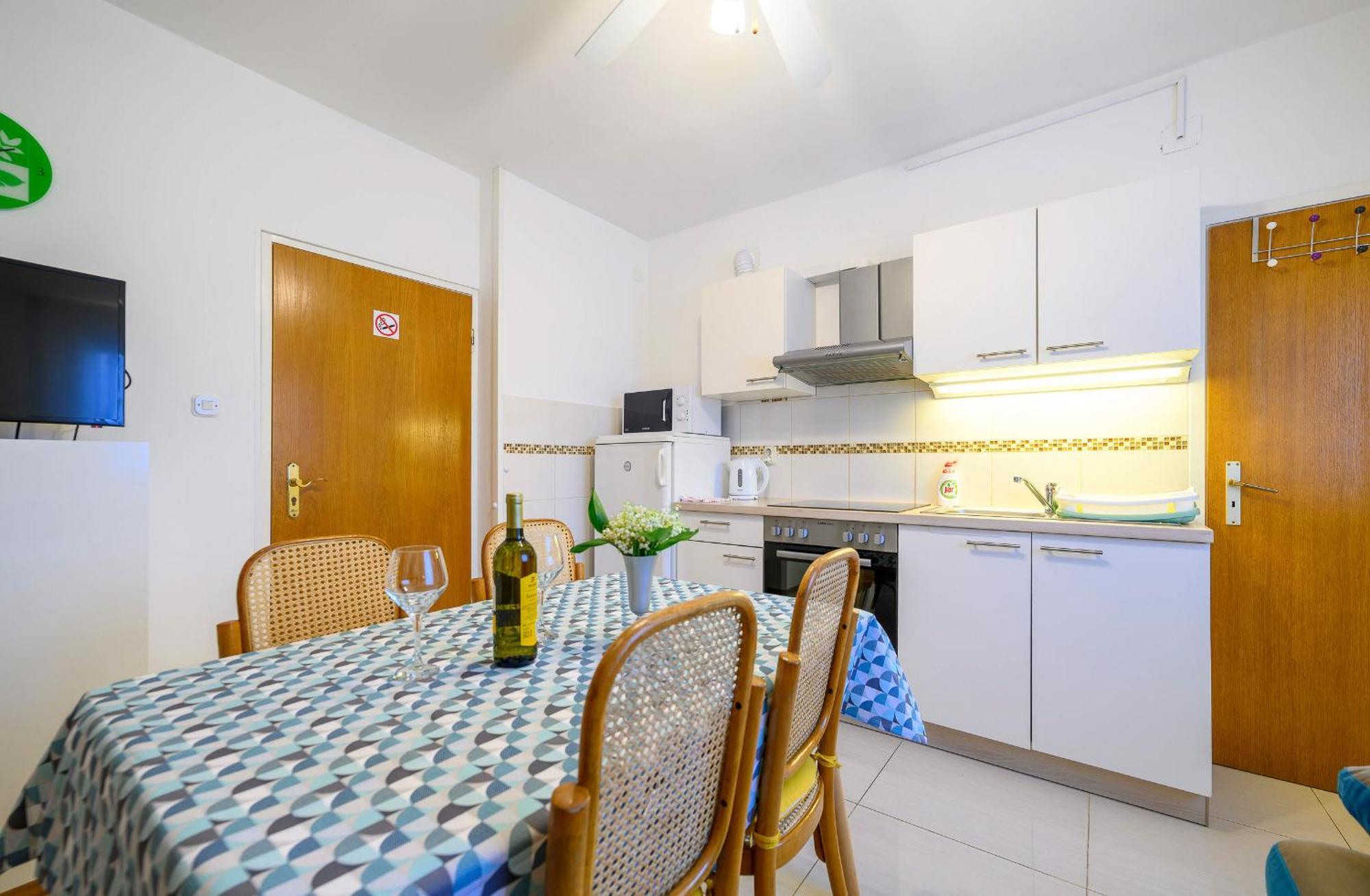 Stela Apartments Zablaće Oda fotoğraf